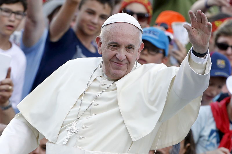 © Reuters. Papa Francisco durante missa na Cidade do Vaticano