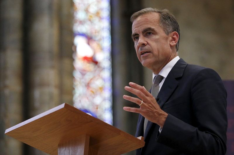 © Reuters. Bank of England Governor Mark Carney speaks at Lincoln Cathedral in Lincoln