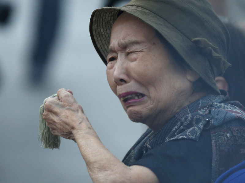 © Reuters. هيروشيما تحيي الذكرى السنوية للقنبلة الذرية وسط مخاوف من تحركات نحو الحرب