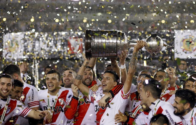 © Reuters. El River Plate gana la Copa Libertadores tras ganar a los Tigres de México