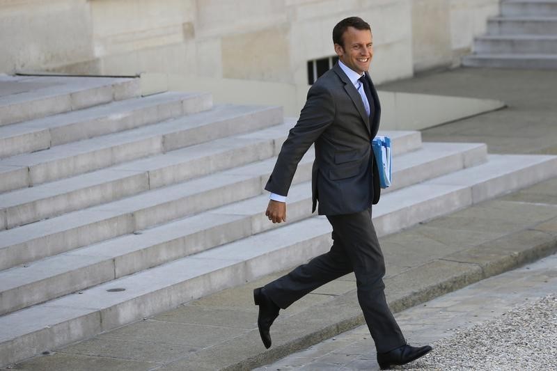 © Reuters. La reforma laboral francesa topa con un obstáculo constitucional