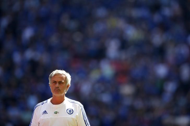 © Reuters. Técnico do Chelsea, José Mourinho