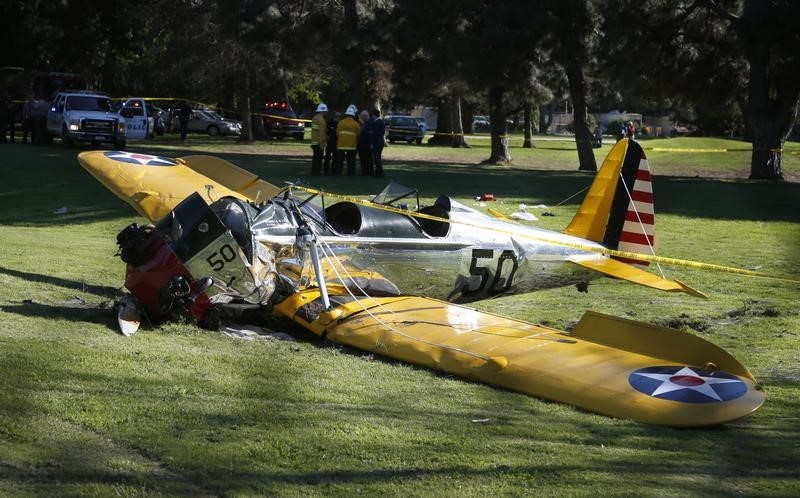 © Reuters. تقرير: هاريسون فورد لا يتذكر اللحظات الأخيرة قبل سقوط طائرته