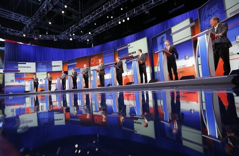 © Reuters. Ten Republican 2016 U.S. presidential candidates debate at the first official Republican presidential candidates debate of the 2016 U.S. presidential campaign in Cleveland