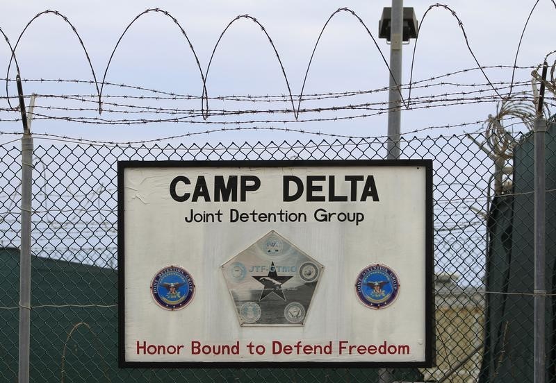 © Reuters. The exterior of Camp Delta is seen at the U.S. Naval Base at Guantanamo Bay