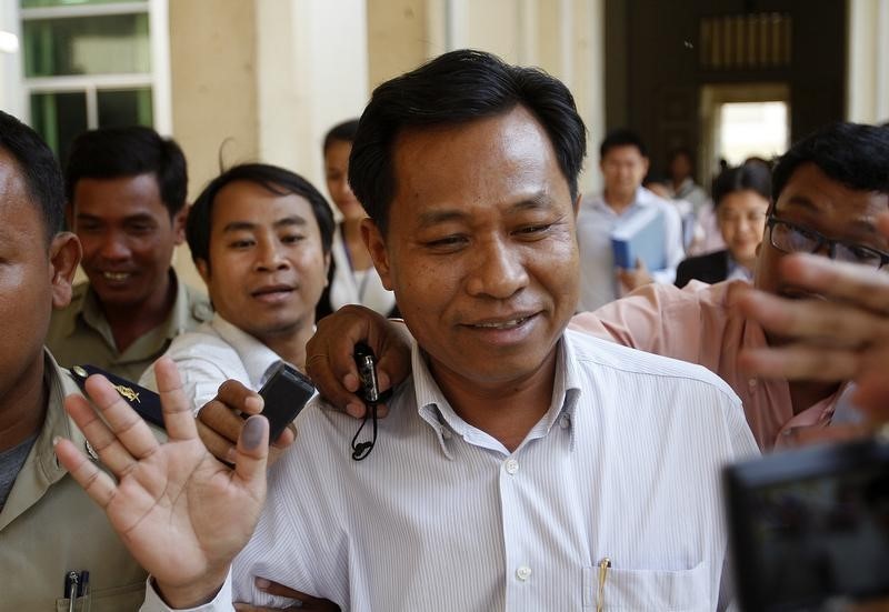 © Reuters. Former Bavet governor Bandith walks after appearing at the Court of Appeal in central Phnom Penh
