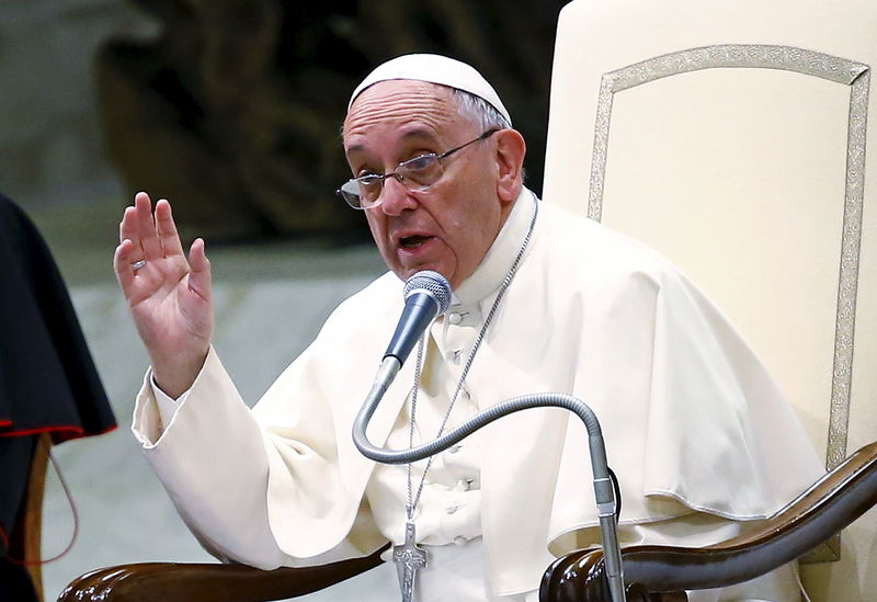 © Reuters. Papa Francisco durante discurso no Vaticano