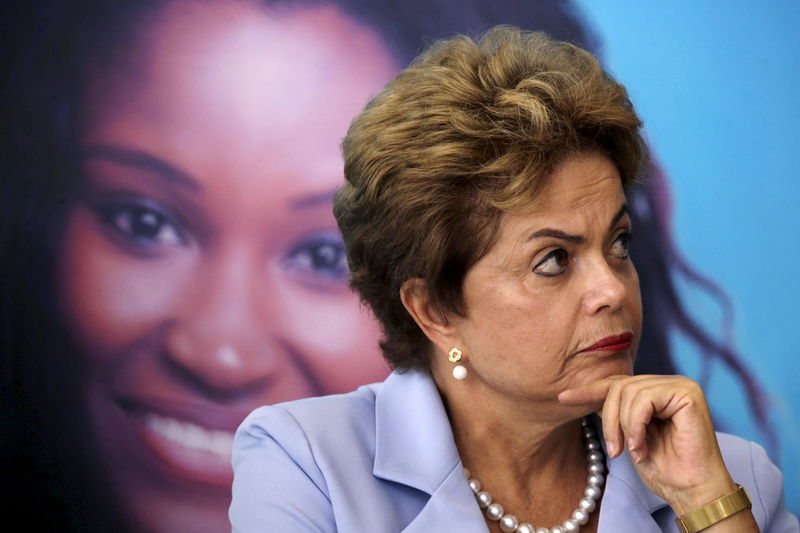 © Reuters. Presidente Dilma Rousseff durante cerimônia no Palácio do Planalto