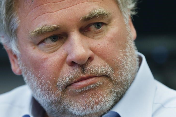 © Reuters. Eugene Kaspersky, chairman and CEO of Kaspersky Lab, listens to a question during an interview in New York