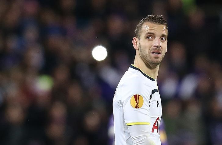 © Reuters. El Villareal ficha a Soldado del Tottenham