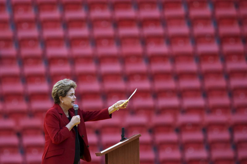 © Reuters. Presidente Dilma Rousseff durante cerimônia em Brasília