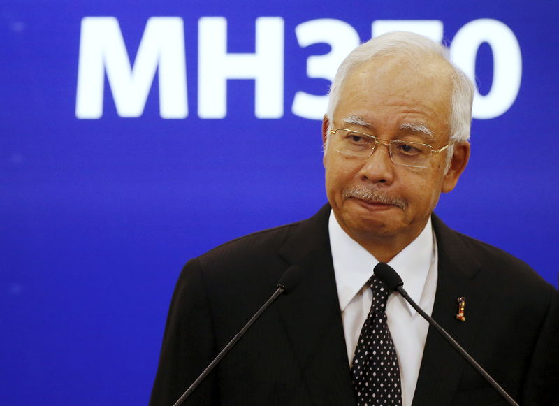 © Reuters. Primeiro-ministro da Malásia, Najib Razak, concede entrevista coletiva