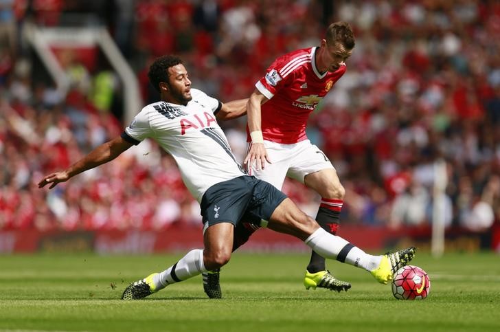 © Reuters. Manchester United v Tottenham Hotspur - Barclays Premier League