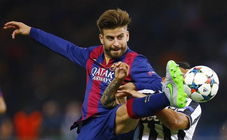 © Reuters. El Barcelona inicia un difícil camino para mantener el título de Liga