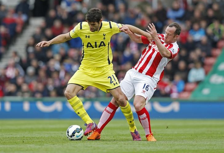 © Reuters. Stoke City v Tottenham Hotspur - Barclays Premier League