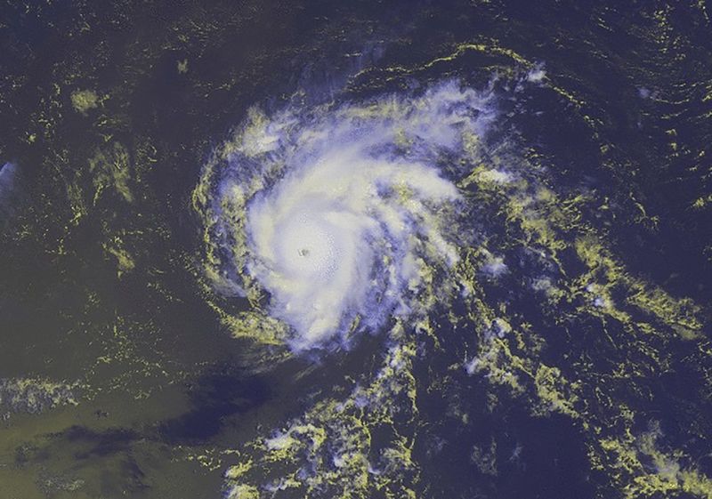 © Reuters. Furacão Danny é visto nesta foto divulgada pela NOAA