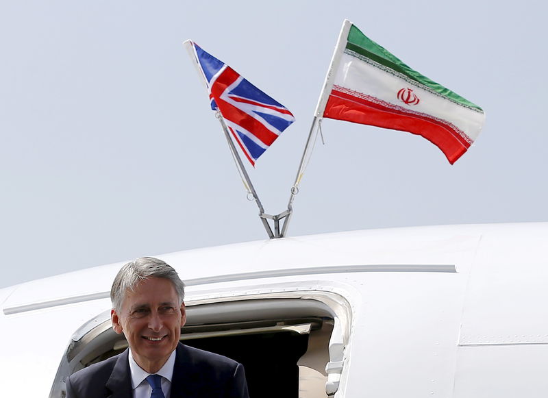 © Reuters. بريطانيا (الثعلب العجوز) تعيد افتتاح سفارتها في طهران