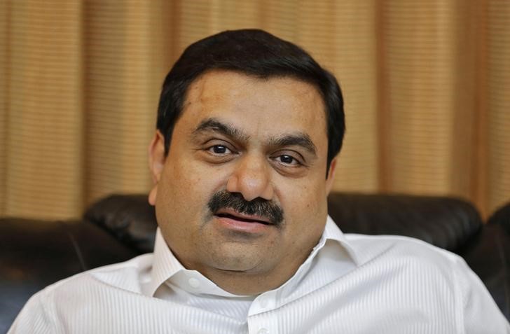 © Reuters. Indian billionaire Adani speaks during an interview with Reuters at his office in Ahmedabad