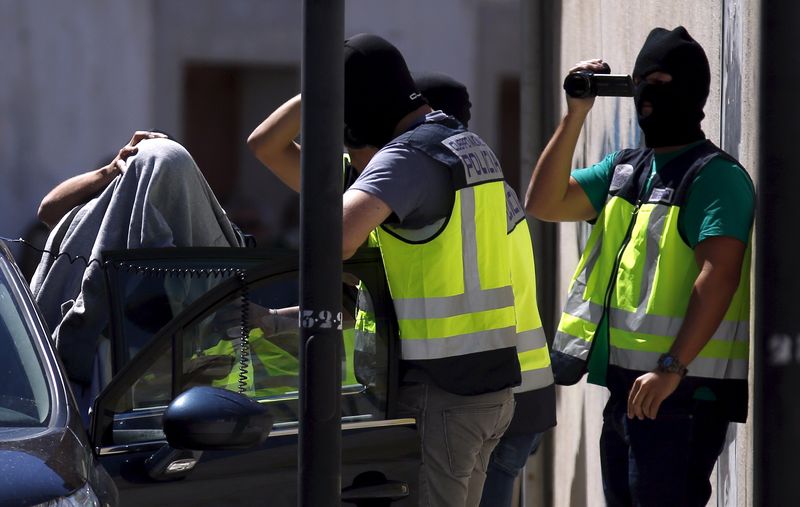 © Reuters. Detenidas 14 personas en una operación antiyihadista en España y Marruecos
