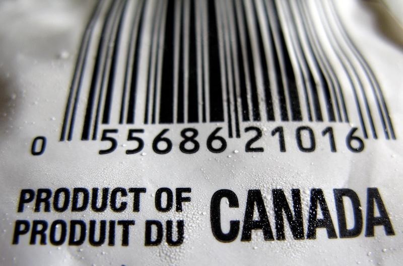 © Reuters. A "Product of Canada" label is seen on a bag of frozen vegetables in Montreal