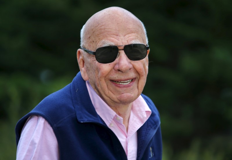 © Reuters. 21st Century Fox Executive Co-Chairman Rupert Murdoch attends the first day of the annual Allen and Co. media conference in Sun Valley