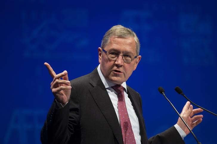 © Reuters. Regling attends the Asian Financial Forum in Hong Kong