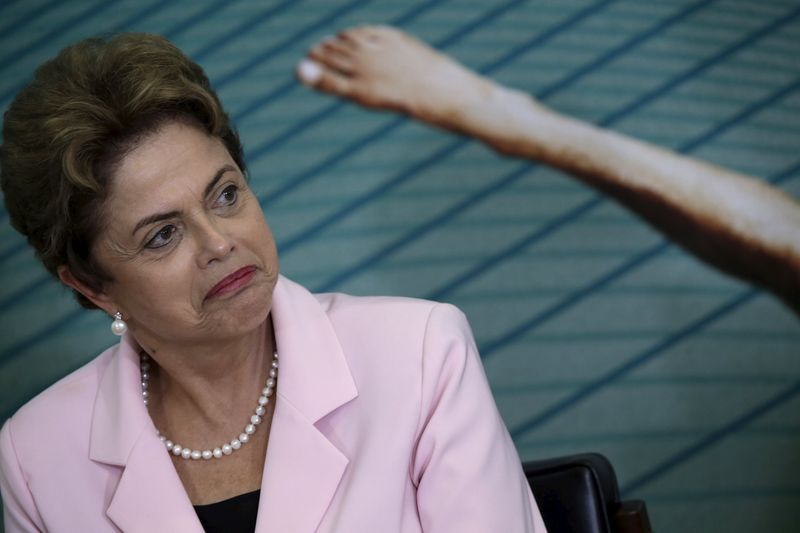 © Reuters. Presidente Dilma Rousseff durante cerimônia no Palácio do Planalto, em Brasília