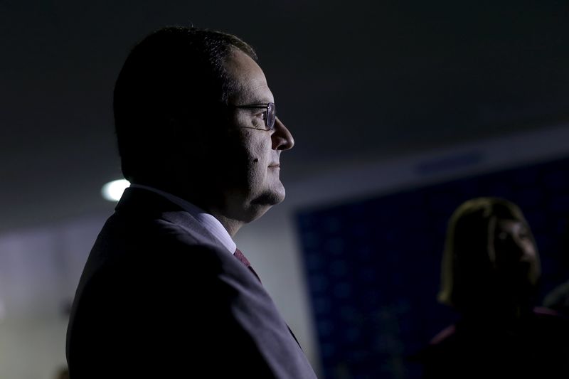 © Reuters. Ministro do Planejamento, Nelson Barbosa, após reunião no Senado