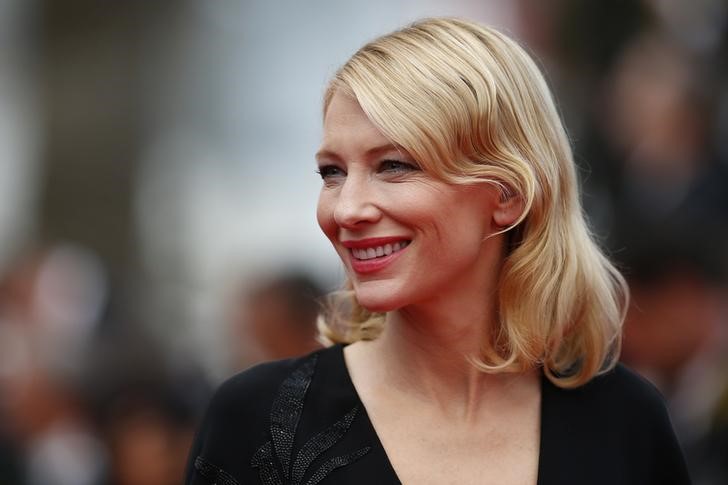 © Reuters. Atriz Cate Blanchett no tapete vermelho do Festival de Cannes