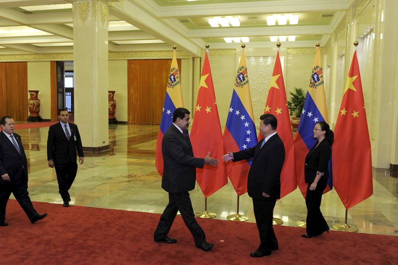 © Reuters. Maduro visita a China