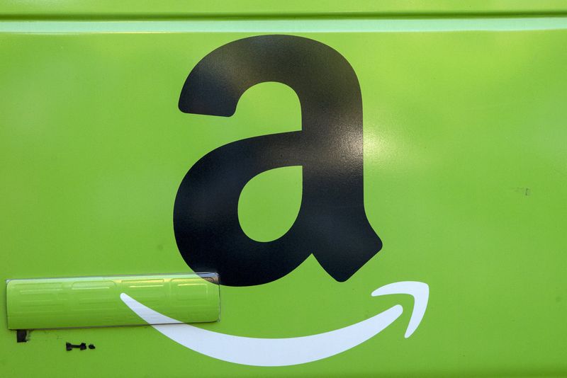 © Reuters. The Amazon.com Inc. logo is seen on the side of a delivery truck in Brooklyn