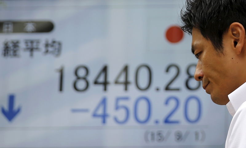 © Reuters. الاسهم اليابانية تصعد مدعومة بمشتريات من صائدي الصفقات