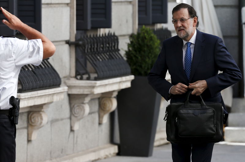 © Reuters. Rajoy anuncia que las elecciones generales serán en diciembre  