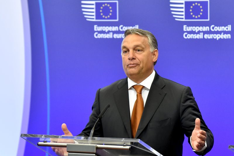 © Reuters. Primeiro-ministro da Hungria, Viktor Orban, concede entrevista coletiva em Bruxelas