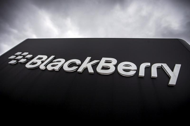 © Reuters. A Blackberry sign is seen in front of their offices on the day of their annual general meeting for shareholders in Waterloo