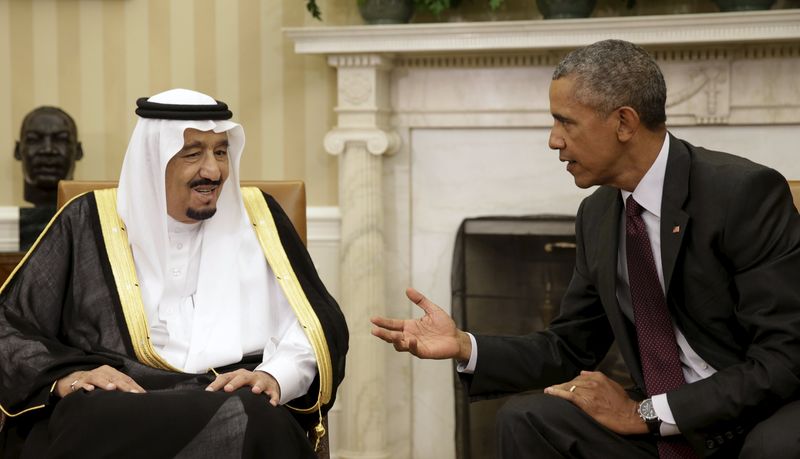 © Reuters. أوباما والعاهل السعودي يناقشان اليمن واتفاق إيران النووي