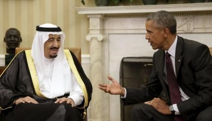 © Reuters. US President Obama meets with Saudi King Salman bin Abdulaziz in Oval Office of White House in Washington