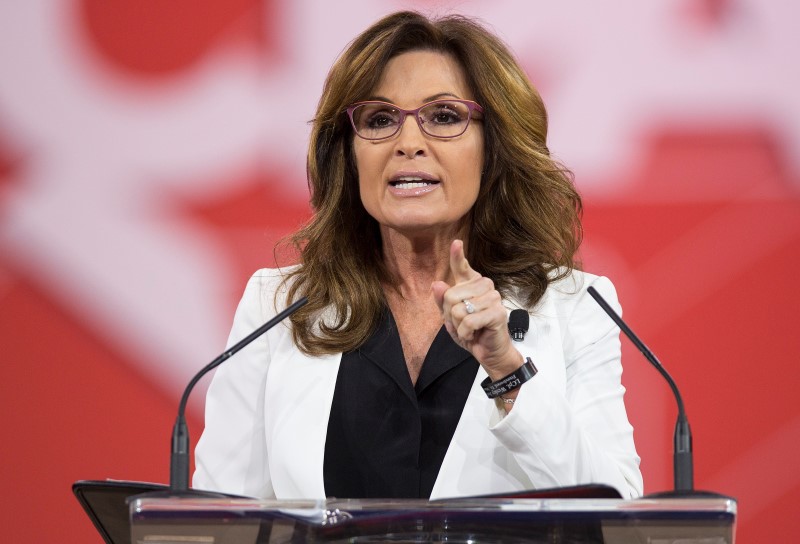 © Reuters. File photo of Sarah Palin speaking at the 42nd annual Conservative Political Action Conference in Maryland