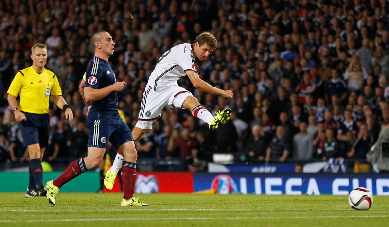 © Reuters. Escocia vs Alemania - Grupo D de la Clasificación a la UEFA Euro 2016