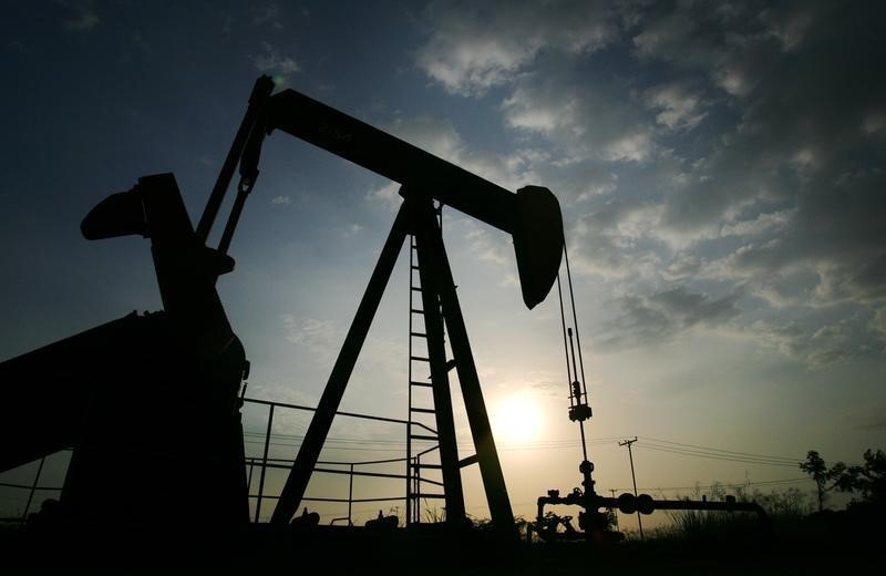 © Reuters. Станок-качалка на нефтяном месторождении в Венесуэле
