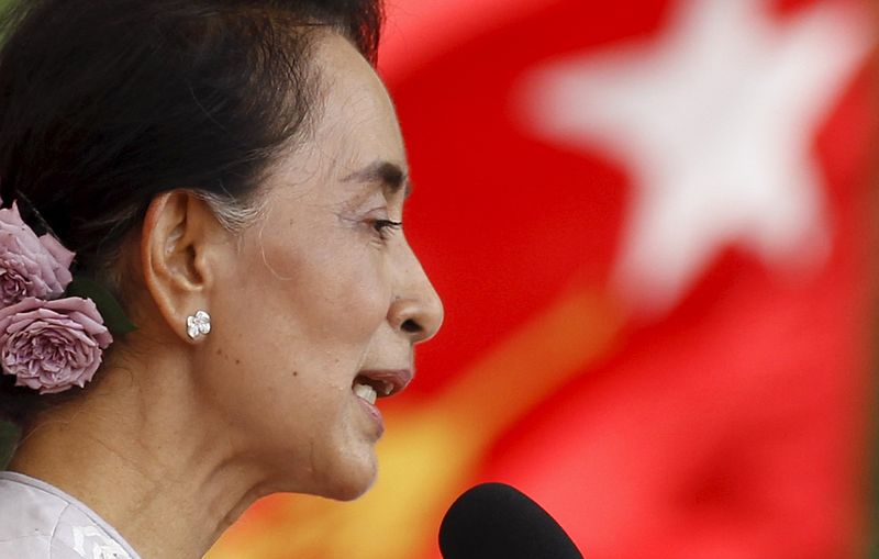 © Reuters. Líder de oposição de Mianmar Aung Suu Kyi