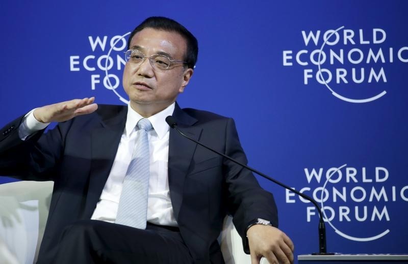 © Reuters. Primeiro-ministro da China, Li Keqiang, durante evento em Dalian