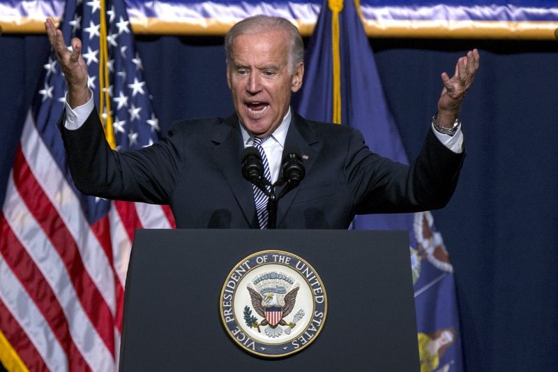 © Reuters. U.S. Vice President Joe Biden speaks on stage at an event to discuss the minimum wage at the Javitz Convention Center in New York