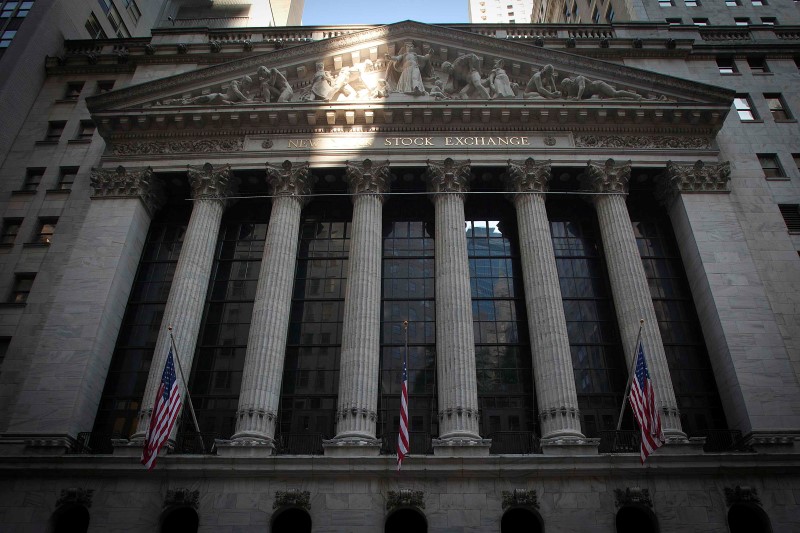 © Reuters. WALL STREET FINIT EN HAUSSE DANS L'ATTENTE DE LA FED