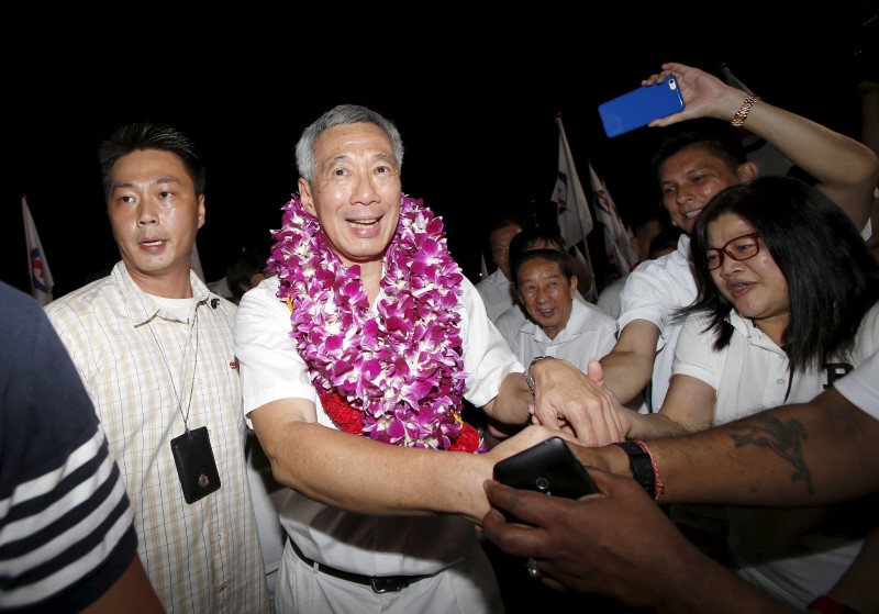 © Reuters. الحزب الحاكم في سنغافورة يحقق نجاحا ساحقا في الانتخابات العامة