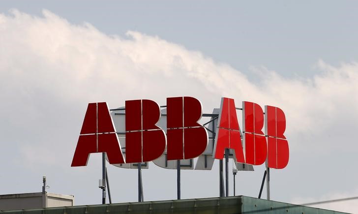 © Reuters. File photo of the logo of Swiss engineering group ABB