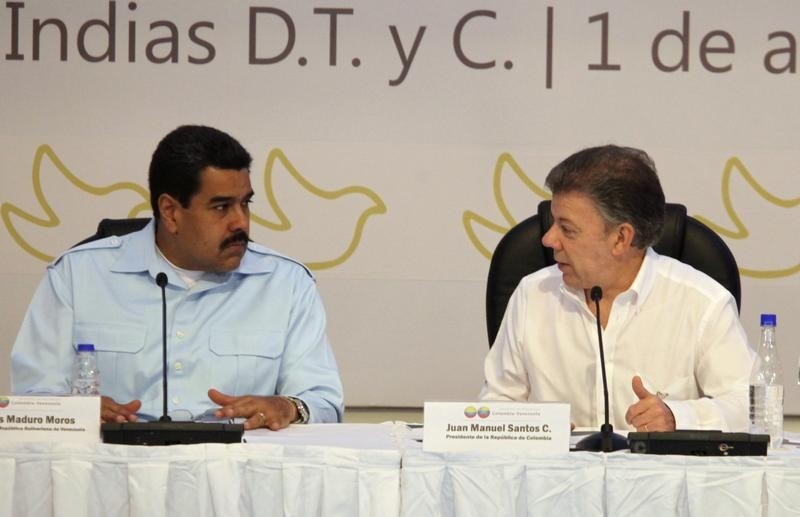 © Reuters. كولومبيا تحتج على دخول طائرتين حربيتين فنزويليتين مجالها الجوي