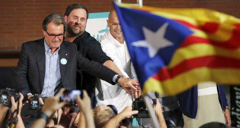 © Reuters. El Constitucional paraliza la ley de la agencia tributaria catalana