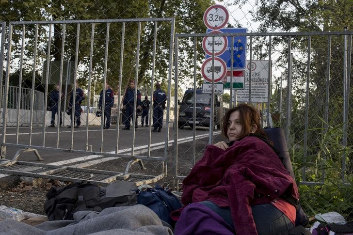 © Reuters. الأمم المتحدة تعرب عن خيبة أملها لموقف أوروبا من المهاجرين