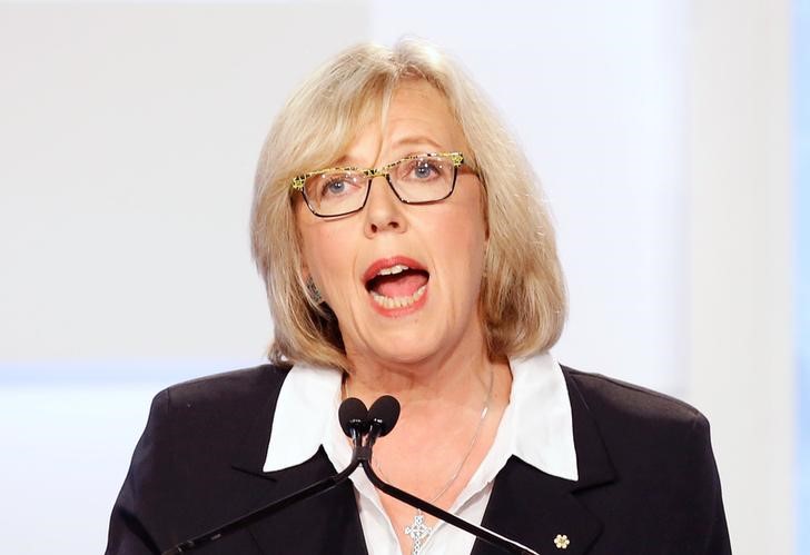 © Reuters. Canada's Green Party leader Elizabeth May speaks during the Maclean's National Leaders debate in Toronto